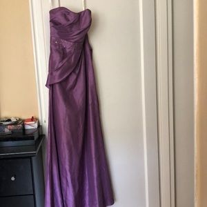 David’s bridal lavender colored dress